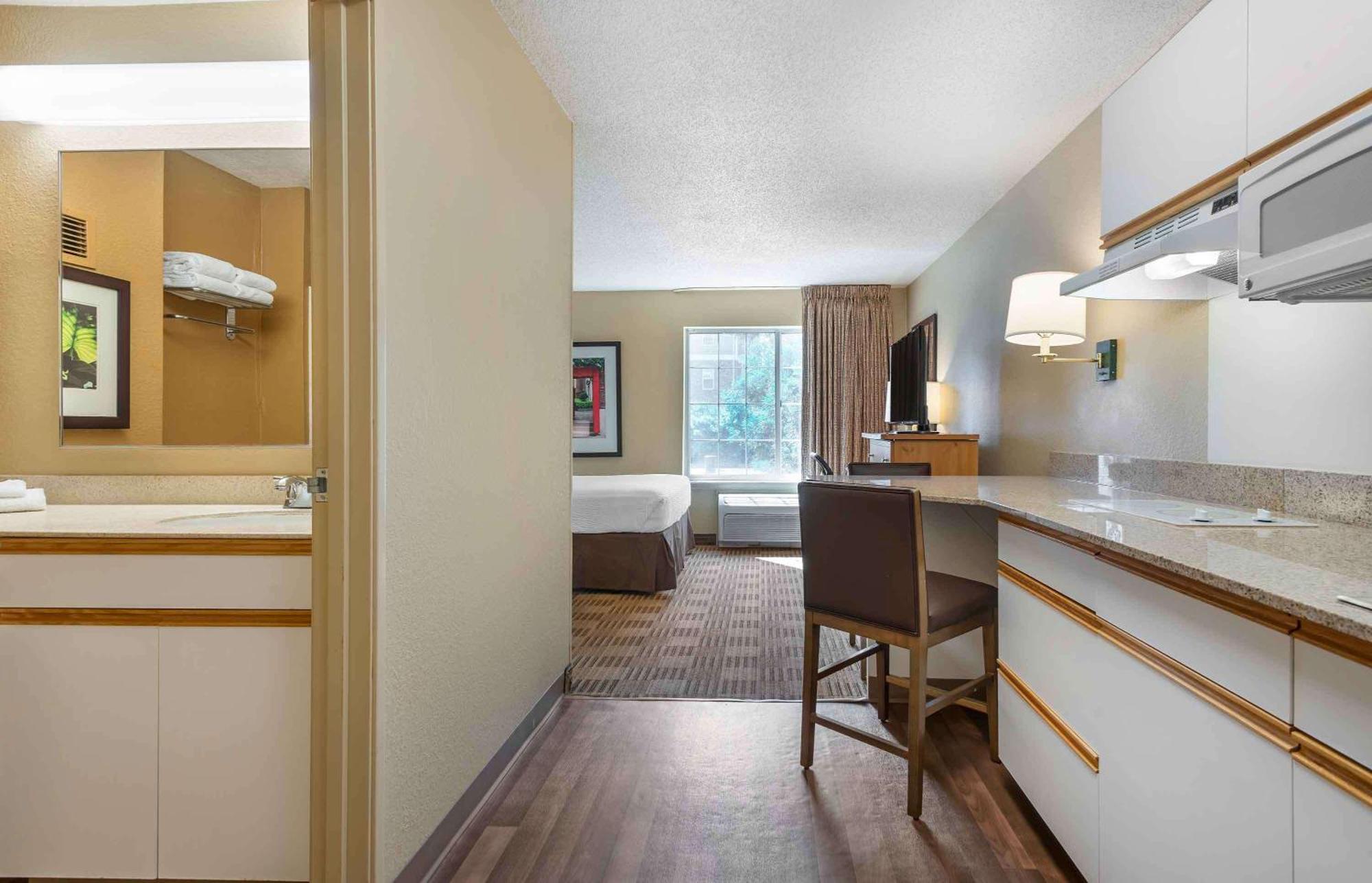 Extended Stay America Suites - Newark - Woodbridge Ngoại thất bức ảnh